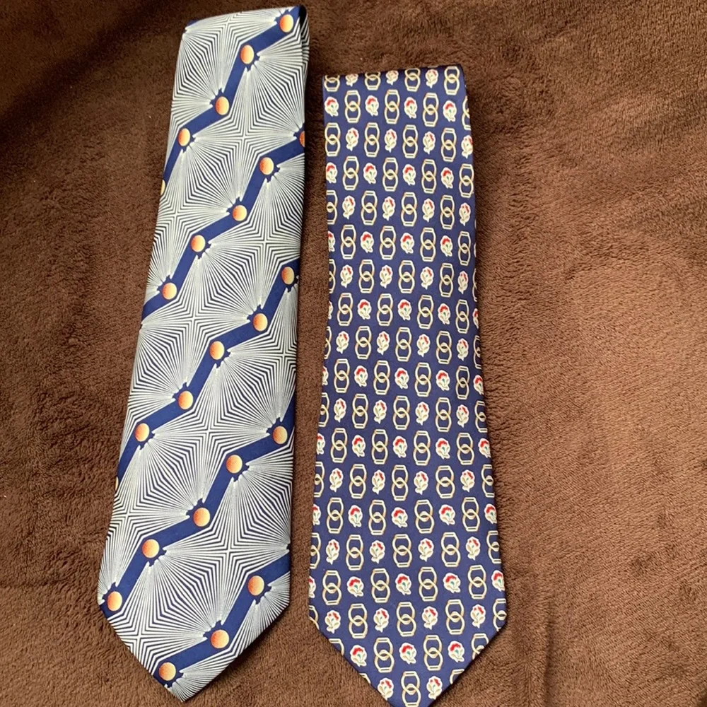 2 Silk Ties Men gift box Special with Storage Case windup tie holder Fathers Day